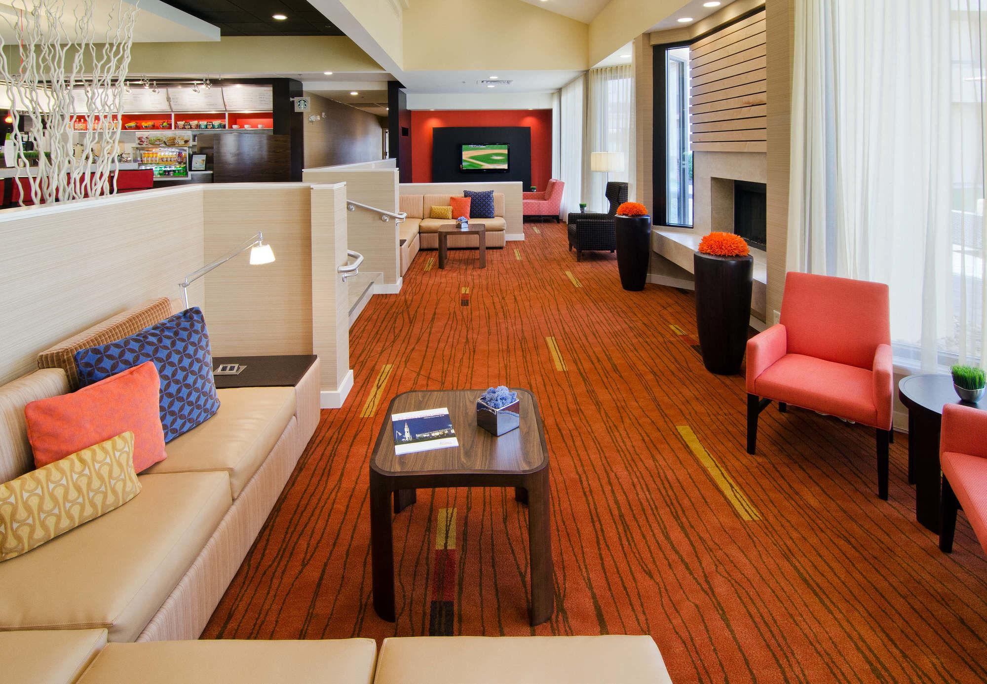 Courtyard By Marriott Huntsville University Drive Εξωτερικό φωτογραφία