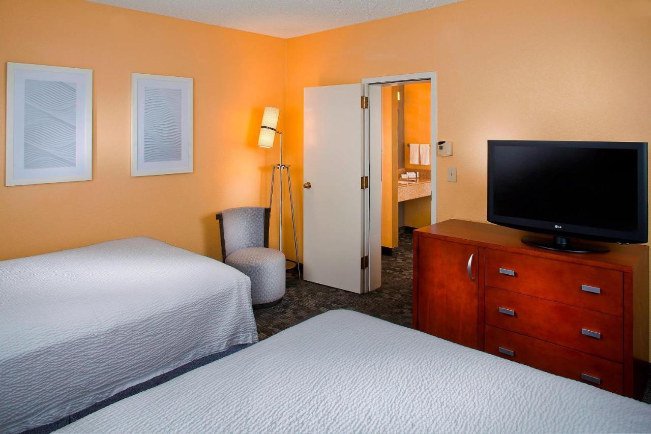 Courtyard By Marriott Huntsville University Drive Εξωτερικό φωτογραφία