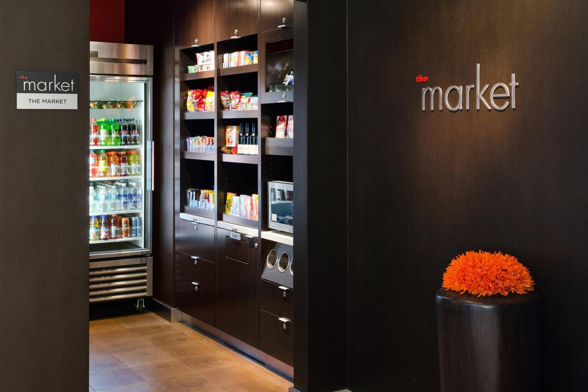Courtyard By Marriott Huntsville University Drive Εξωτερικό φωτογραφία