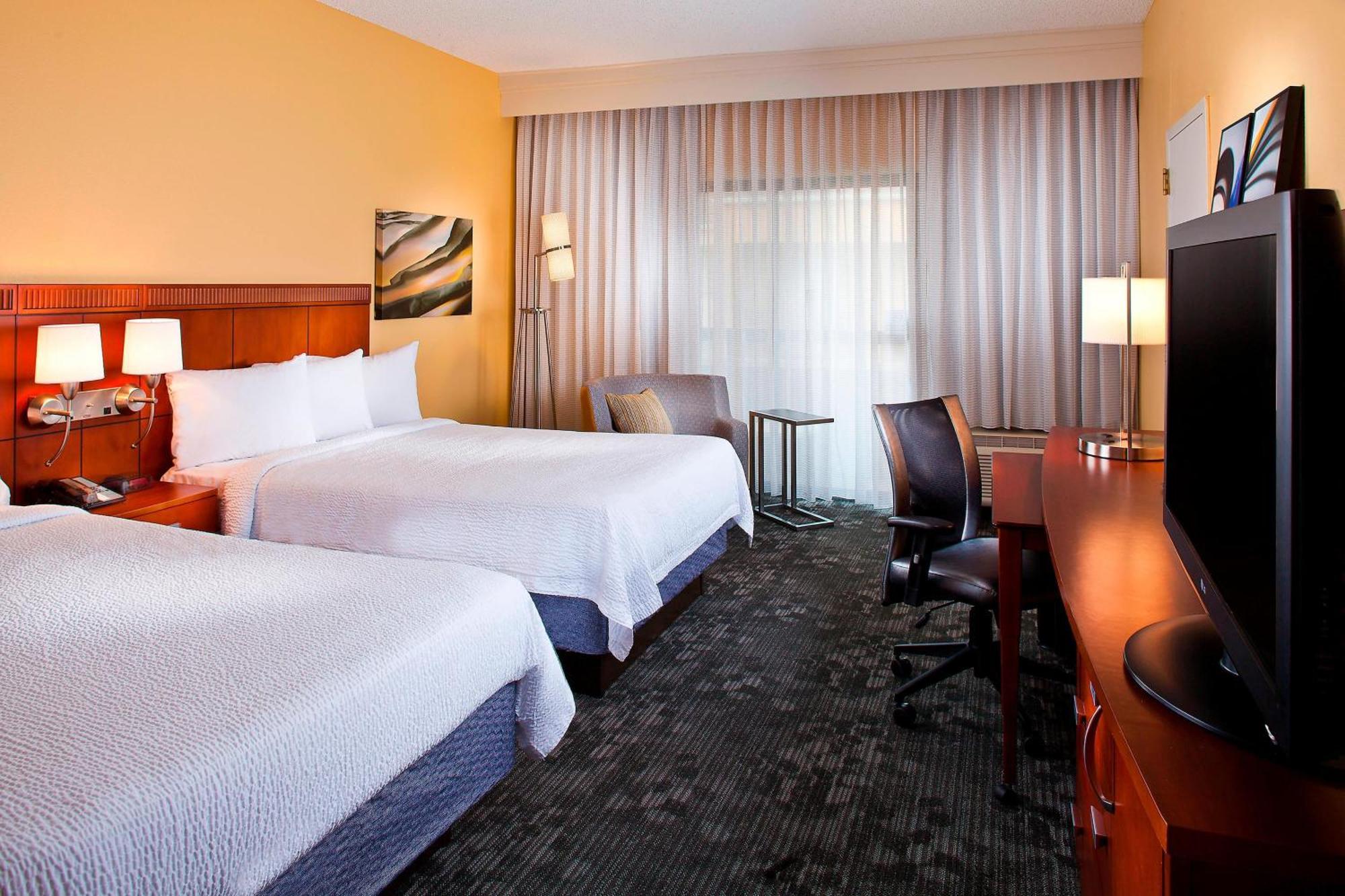 Courtyard By Marriott Huntsville University Drive Εξωτερικό φωτογραφία