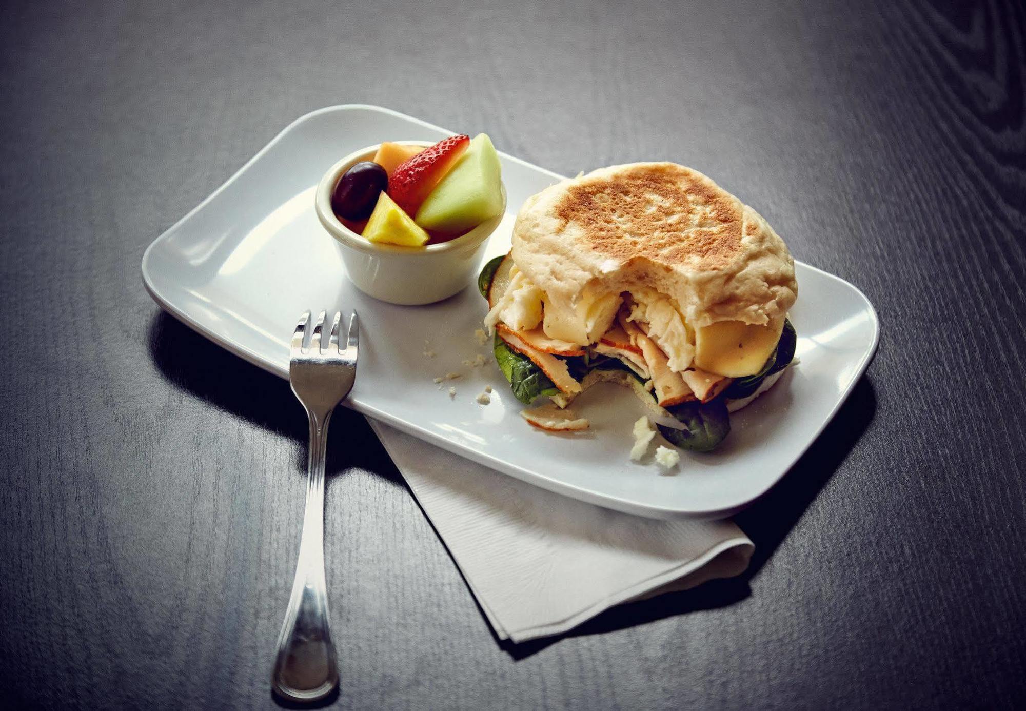 Courtyard By Marriott Huntsville University Drive Εξωτερικό φωτογραφία